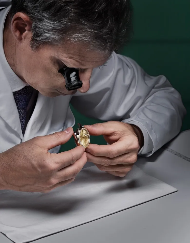 Service av Rolex-klocka